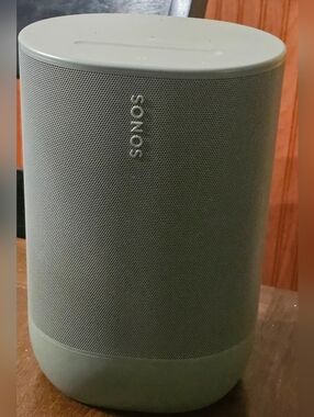 Sonos Move 2 Portable Speaker (Green) + Travel Bag